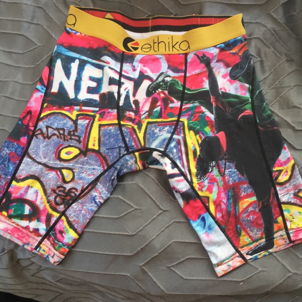 Ethika boxer